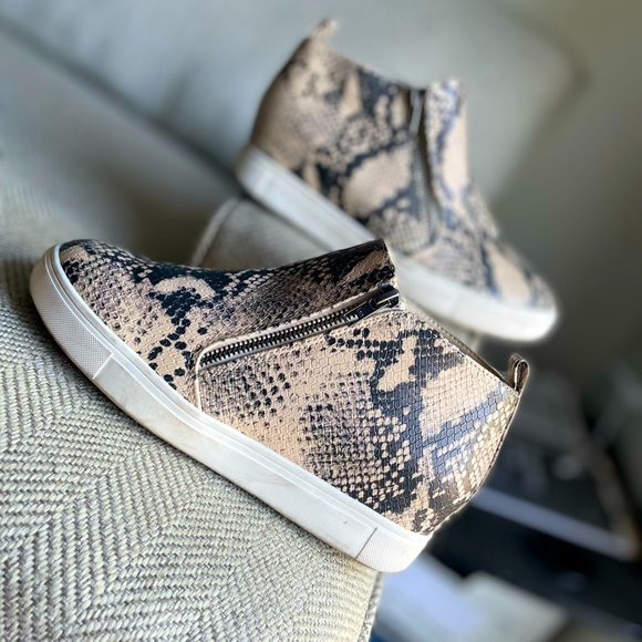 EUC Wedge Sneakers! - Picture 1 of 12